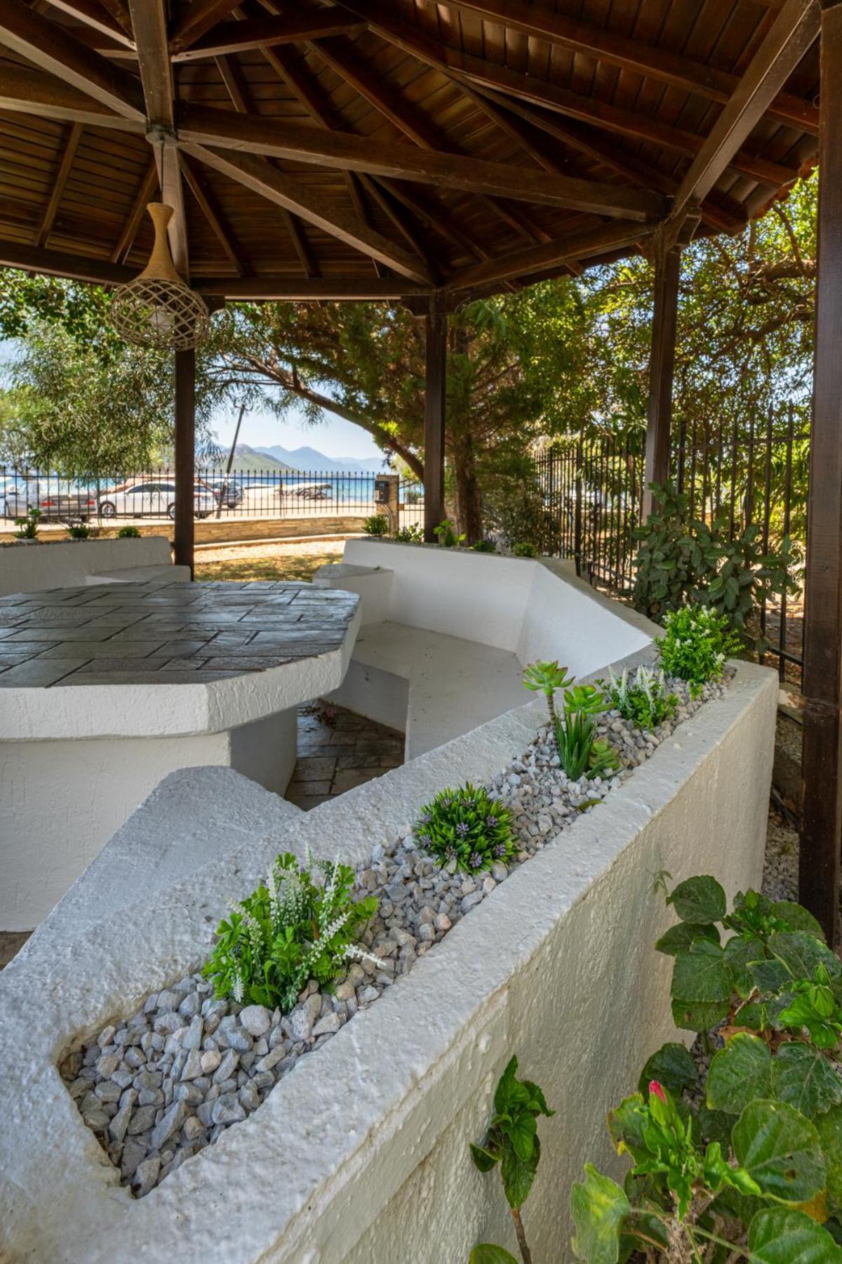 Alkis House By Aegiankazarte Apartment Kapotidhes Exterior photo
